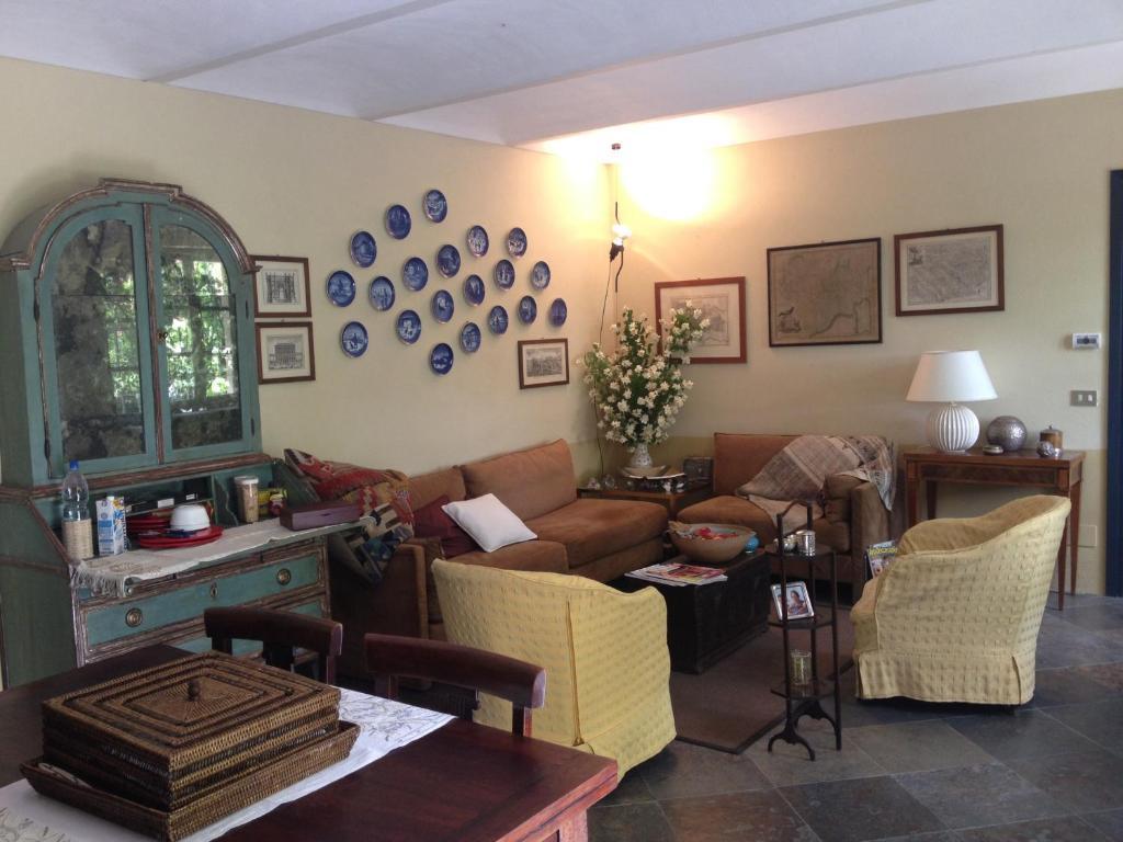 Sotto La Luna Bruna B&B Cocconato Bagian luar foto