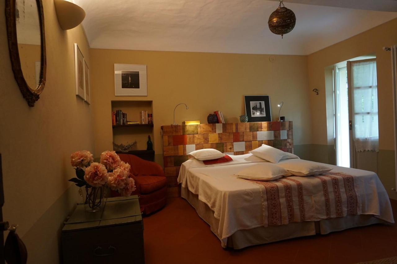 Sotto La Luna Bruna B&B Cocconato Bagian luar foto